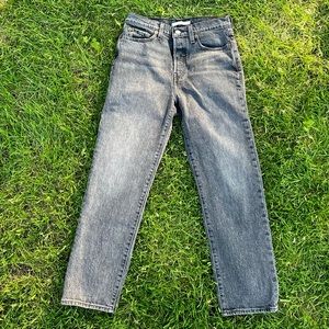 LEVI’S WEDGIE STRAIGHT LEG DENIM